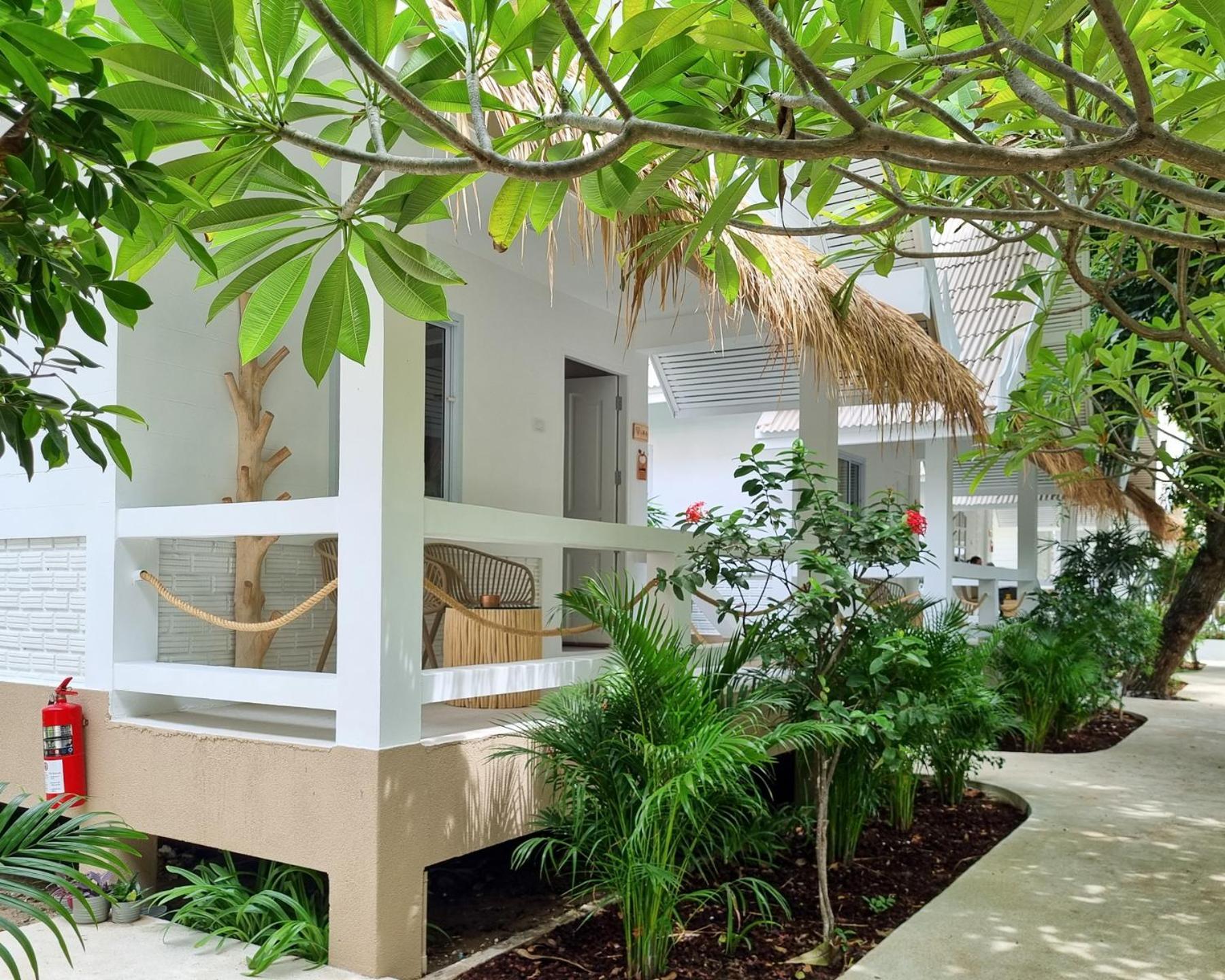 Elephant Beach Club & Resort Samui Chaweng  Exterior photo